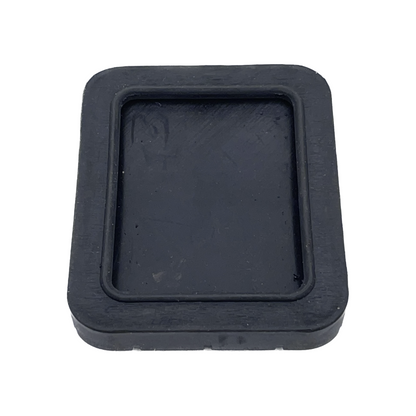 MR. TRUCK PARTS CLUTCH PAD PEDAL NON-SLIP SURFACE REPLACES PETERBILT 06-00754, VTC-13632, S-21363, S-20900, 06-00754POL, STP06-00754, MS15-75401 FITS MODELS 357 378 379